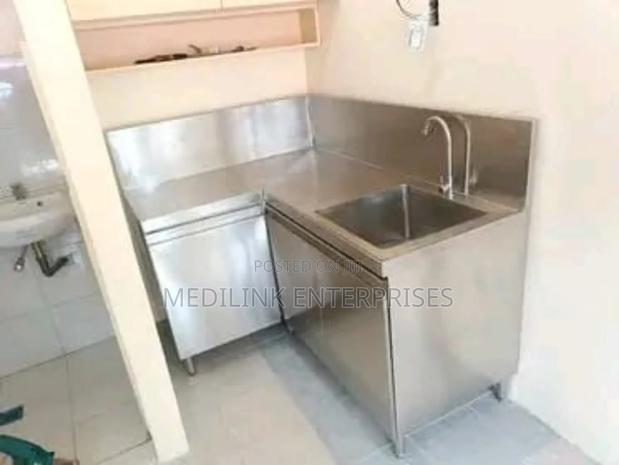 Wall Installed Modern Kitchen Cabinets Customized
