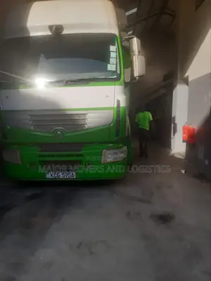 Trailers for Jobs and Logistics Service Are Available in All Counties