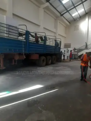 Trailers for Jobs and Logistics Service Are Available in All Counties