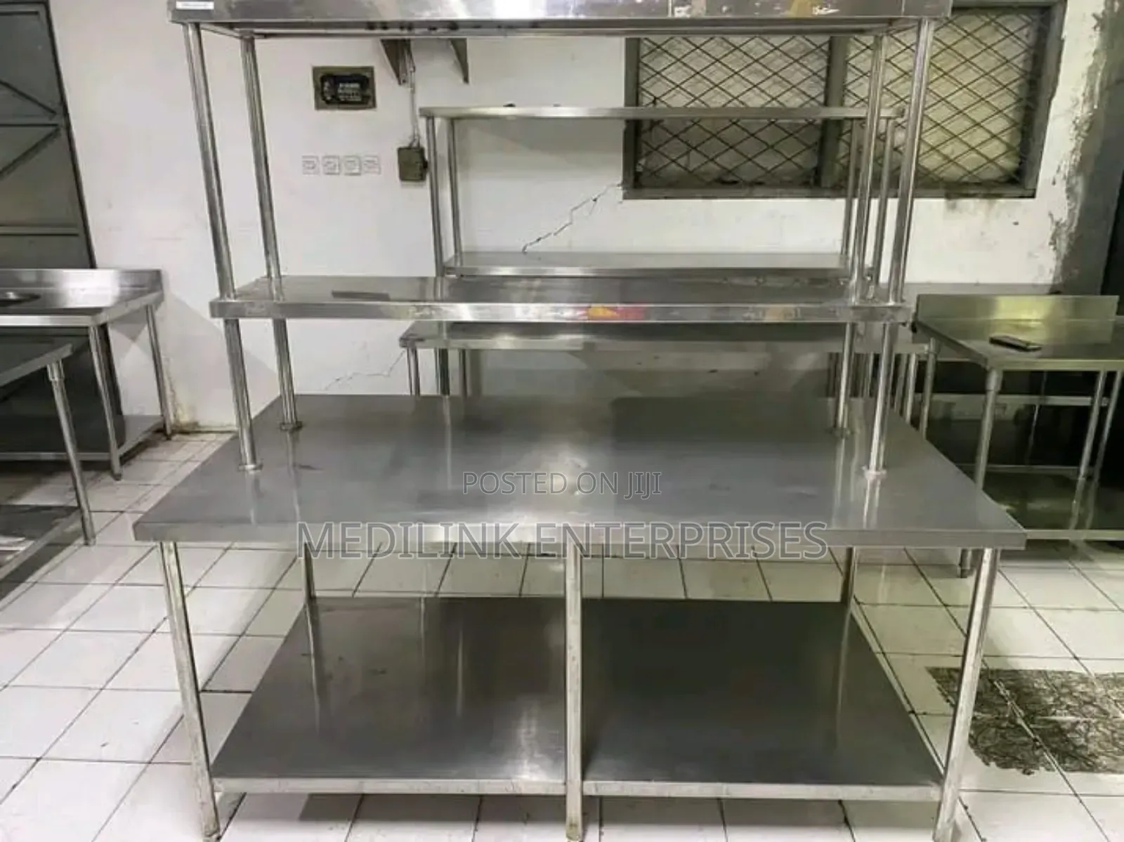 Customized Modern Working Tables With Shelves