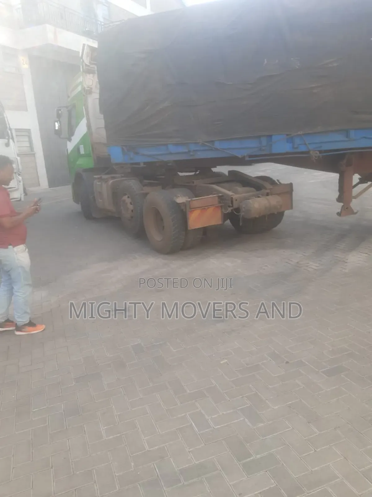 Trailers Available for Load Delivery and Logistics Across the Country