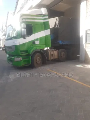 Trailers Available for Load Delivery and Logistics Across the Country