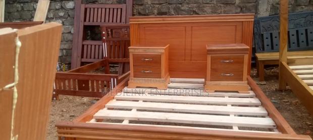 Orgy's Solid Mahogany Bed With Two Side Table
