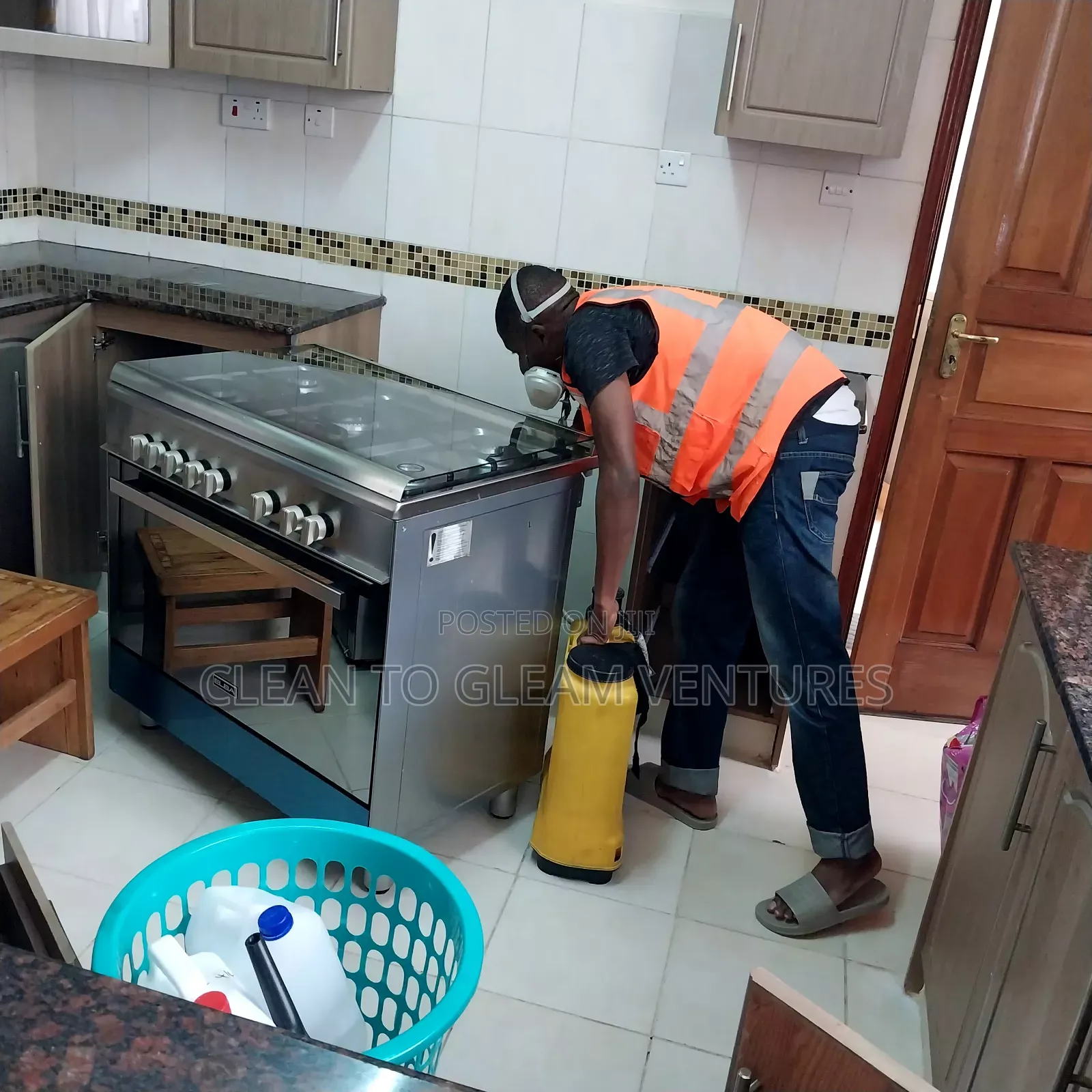 Fumigation and Pest Control Services With a Warranty