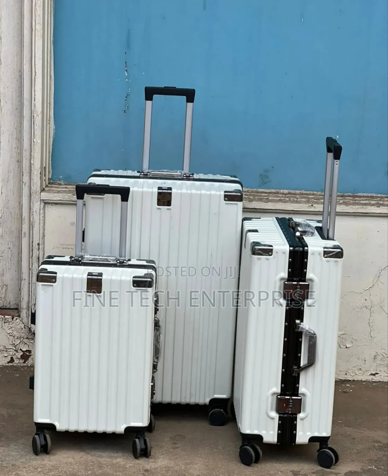 3 in 1 Laxurious Managerial Bossy Aliminium Flame Zippless Suitcase