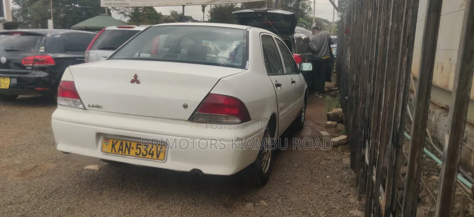 Mitsubishi Lancer 2002 White