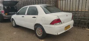 Mitsubishi Lancer 2002 White