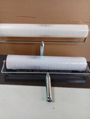 Epoxy Spike Roller - thumbnail 2