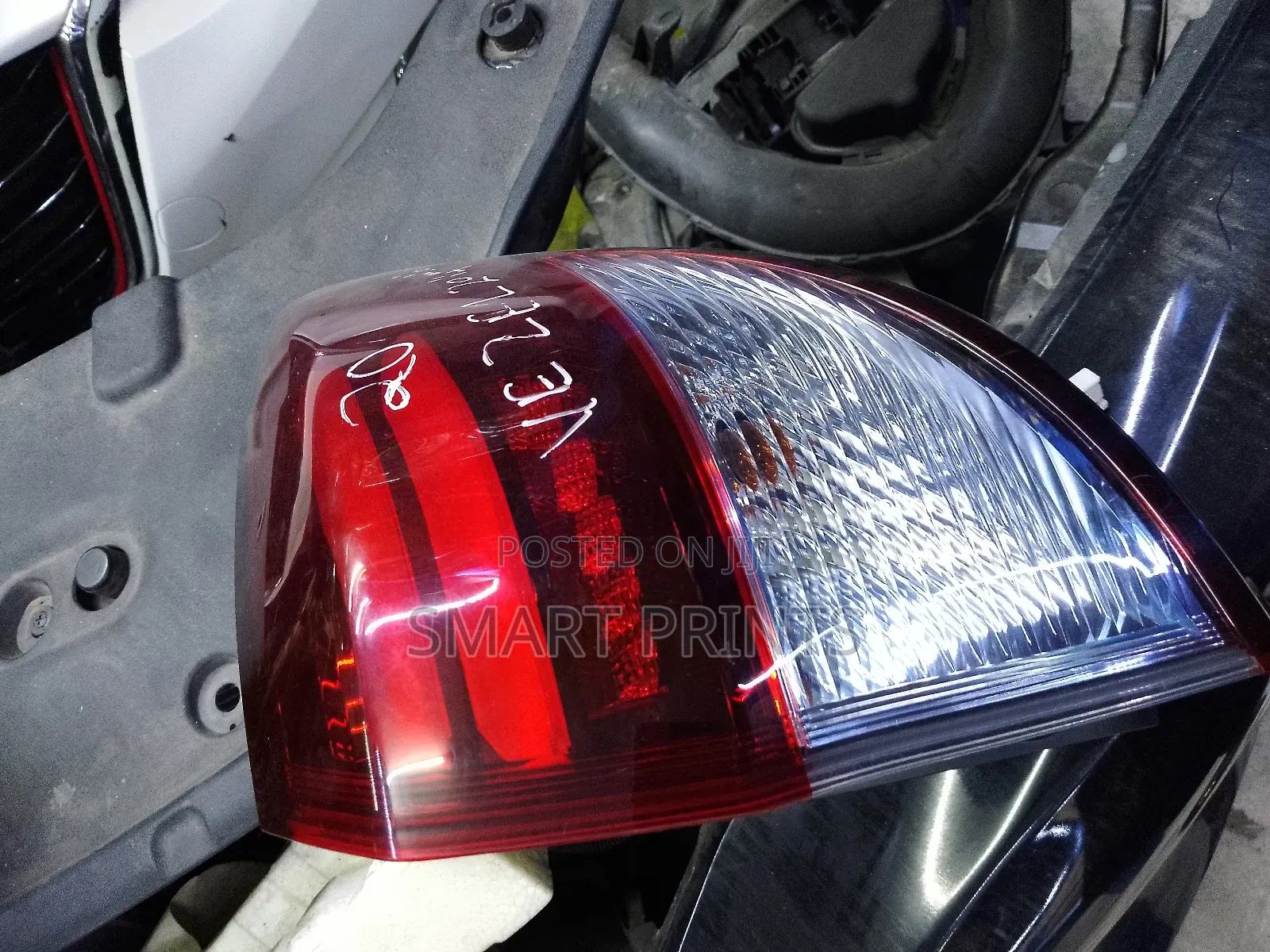 Top Quality Ex Japan Honda Vezel 2015 Taillight Available