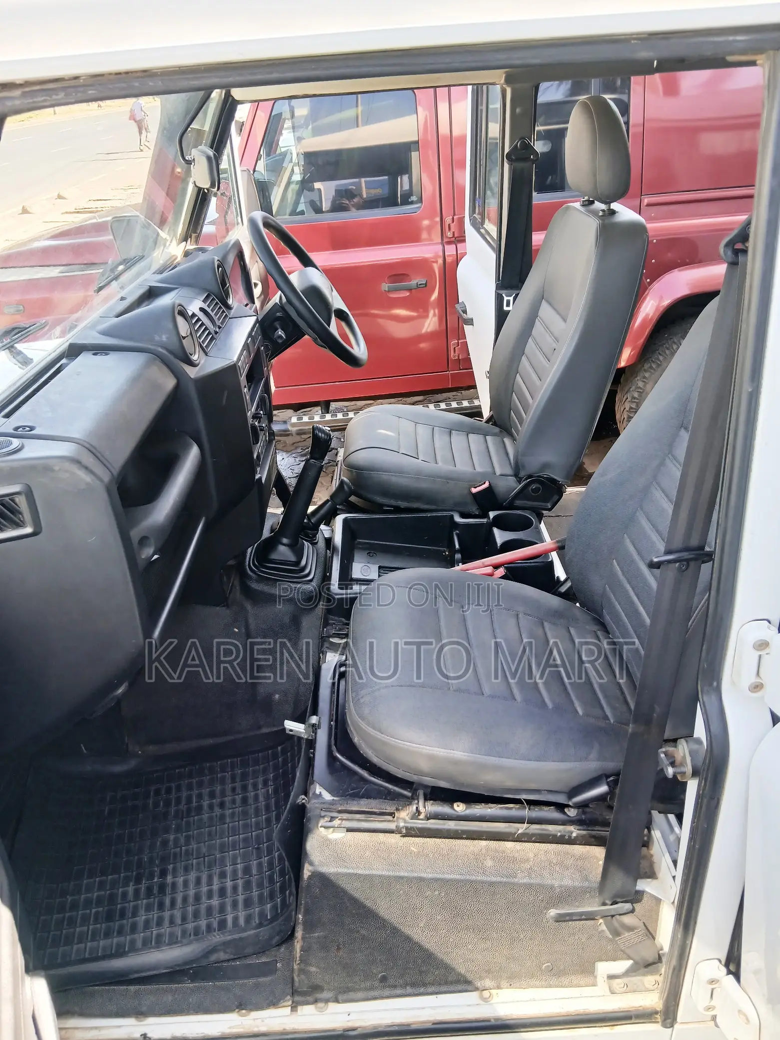 Land Rover Defender 2014 White