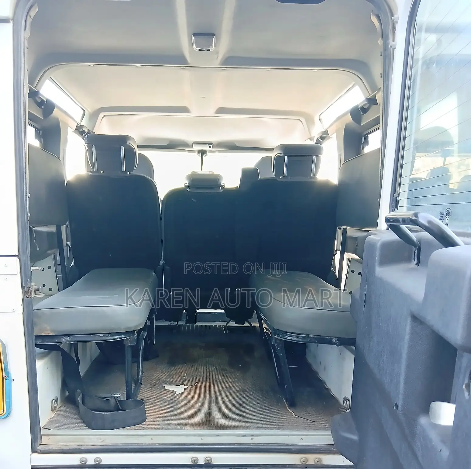 Land Rover Defender 2014 White