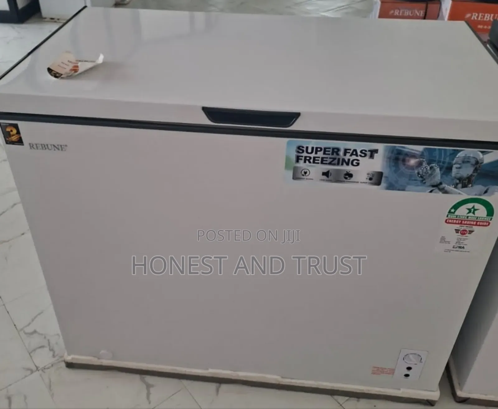 Rebune Freezer 250litres