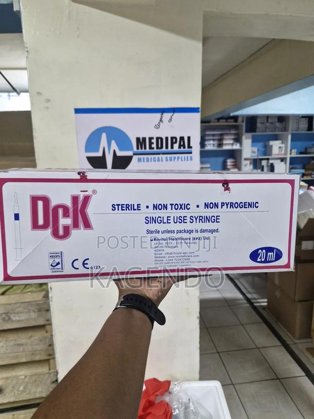 20 Cc Syringes - main view