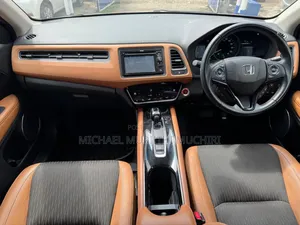 Honda Vezel 2018 Brown