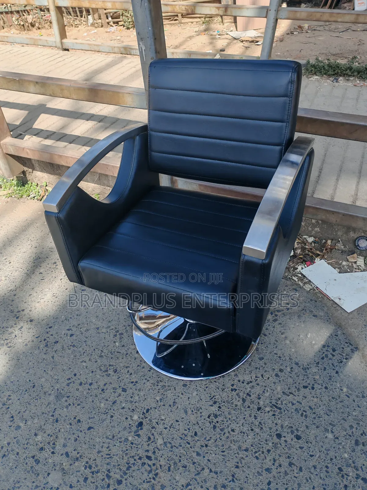 Slightly Used Styling Seat