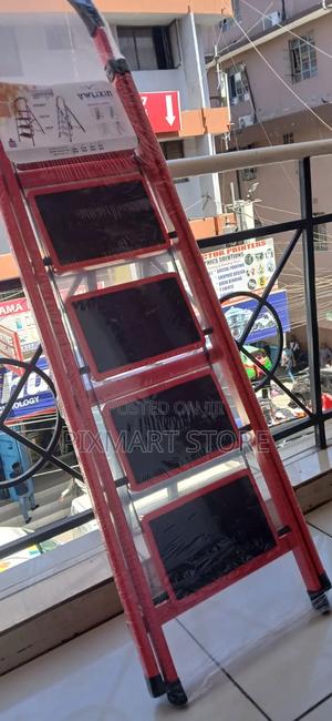 Ladder: Strong and Stable 5 Step Ladder for Home Use - thumbnail 2