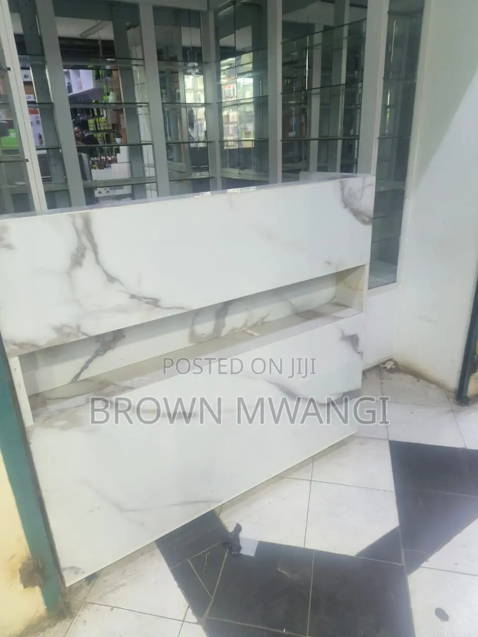 Shop Along Moi Avenue, Nairobi to Let