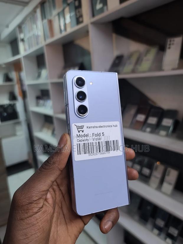 Samsung Galaxy Z Fold 5 512 GB Blue - main view