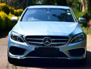 Mercedes-Benz C200 2016 Silver