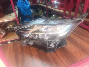 Rav 4 2015 Headlight Zenon Ex Japan.
