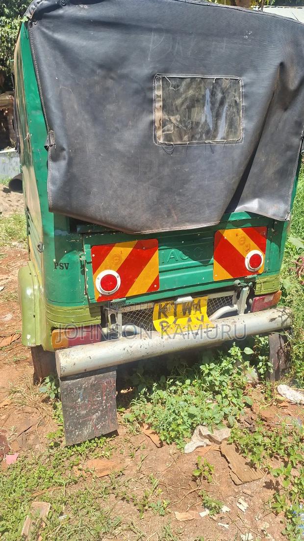 Piaggio Scooter 2014 Green - thumbnail 2