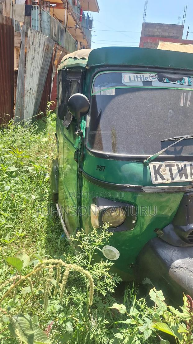 Piaggio Scooter 2014 Green - thumbnail 3