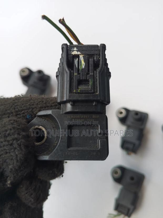 Honda Manifold Air Pressure Sensor - main view