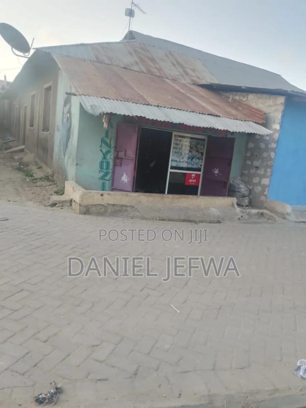 1bdrm House in Kadzandani for sale - thumbnail 3