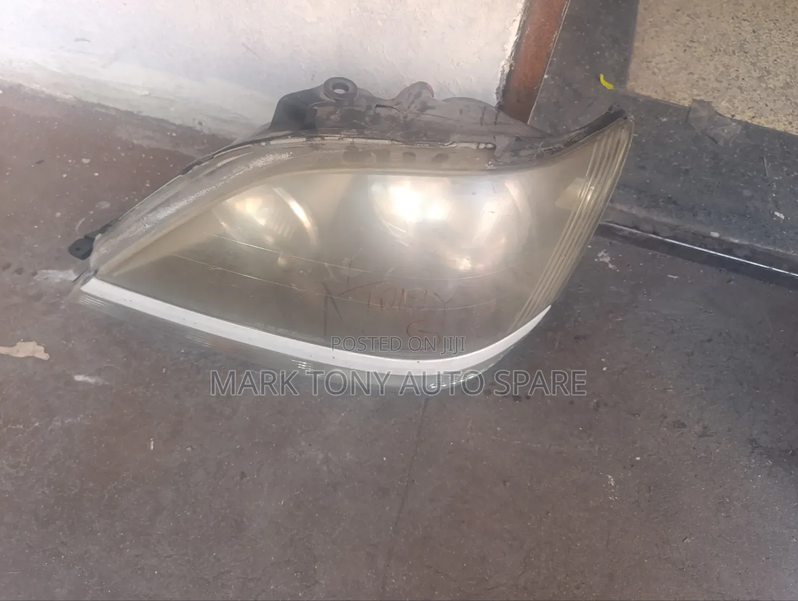 Harrier 2004 Headlight Non Zenon Ex Japan 