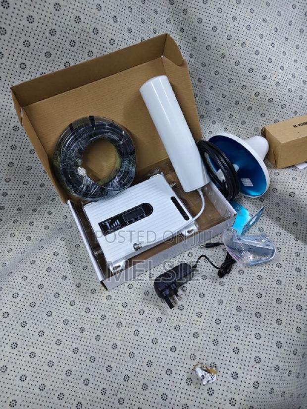 3g/4g/5g Mobile Phone Network Booster - main view