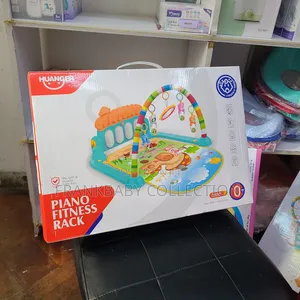 Baby Piano Playing Matt/Fitness Rack