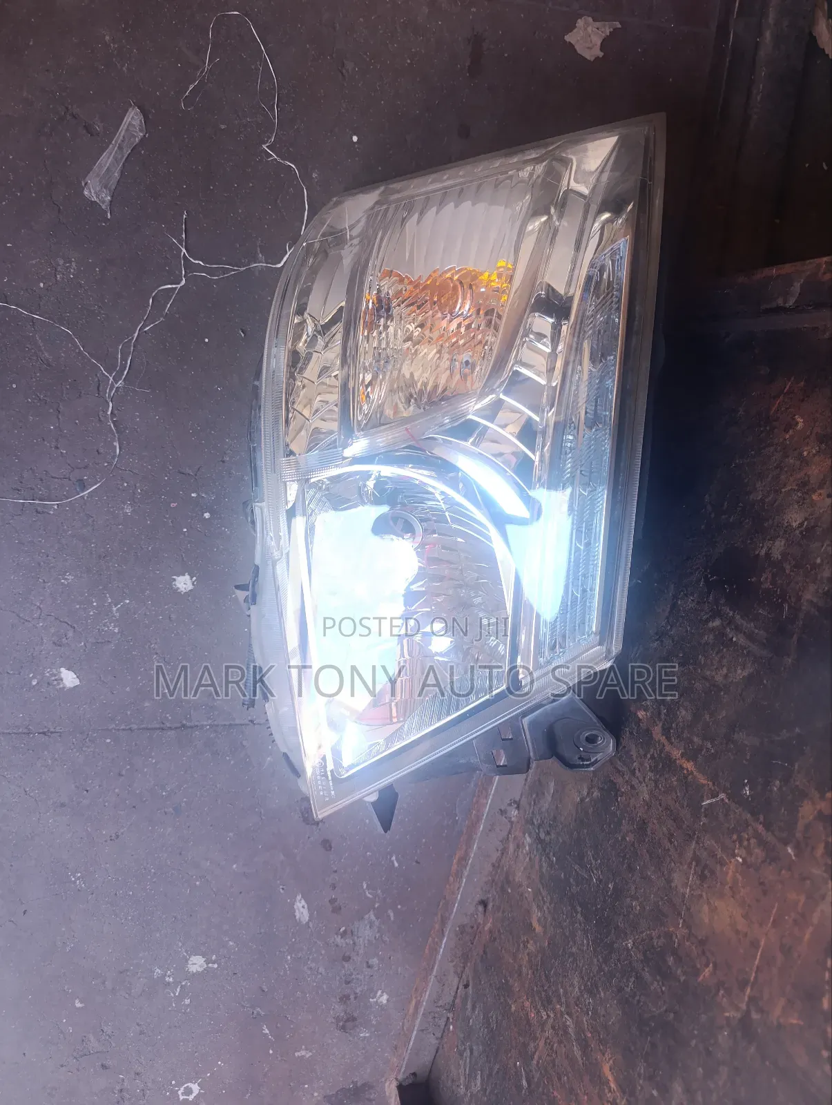Nissan Nv 350 Headlight Zenon Ex Japan 