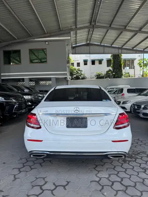 Mercedes-Benz E200 2019 White