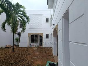 5bdrm Mansion in Nyali for rent - main view
