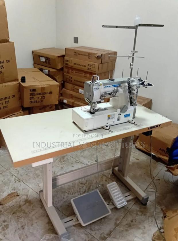 Flatlock Industrial Sewing Machine-Advanced - main view