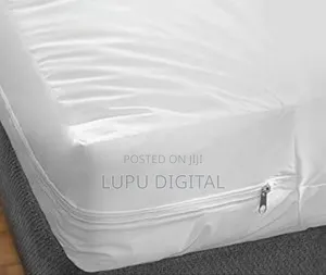 *Zipped High Quality Matress Cover; Protector