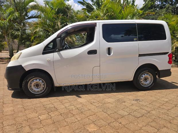 Nissan NV200 2015 White - thumbnail 4