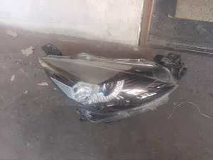 Demio 2020 Head Light No Db Zenon 