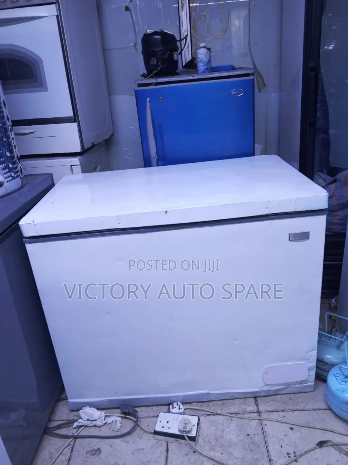 White 250l Deep Freezer