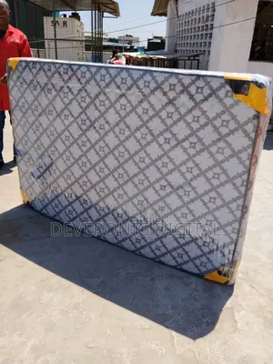 6 Inches Density Plain Mattress
5×6