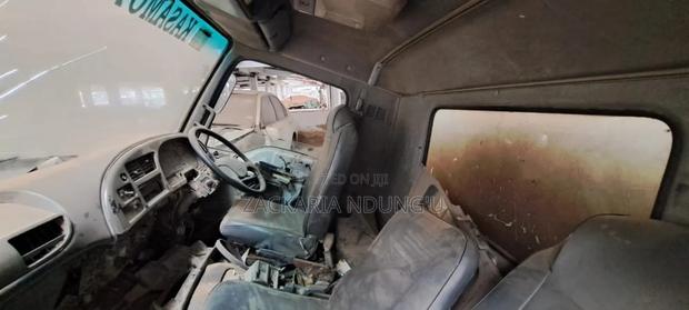 Fuso Cabin - thumbnail 6