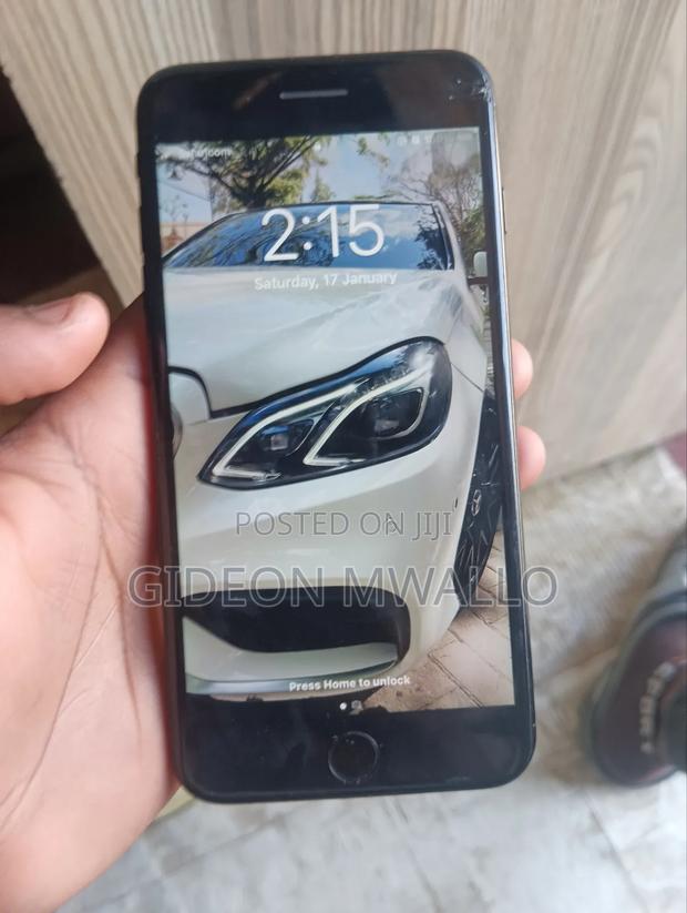 Apple iPhone 7 Plus 128 GB Black - thumbnail 3