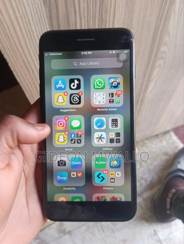 Apple iPhone 7 Plus 128 GB Black - thumbnail 5