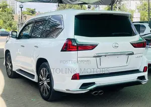 Lexus LX 570 AWD 2019 White