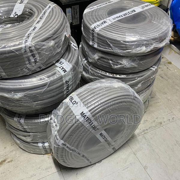 Grey 2.5mm2 300v/500v PVC Insulated +Twin With Earth 90m Roll