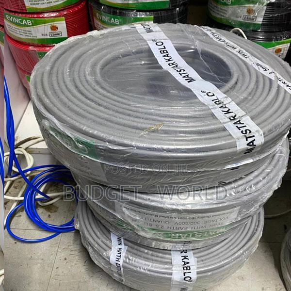 High Quality PVC Covering 1.5mm Twin With Earth Electrical Cable 90m