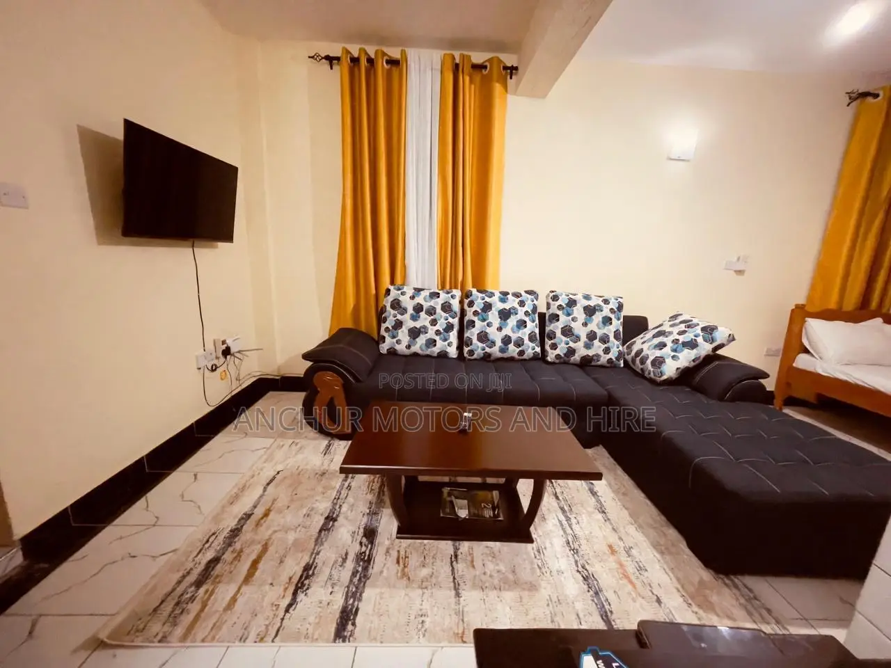 Bamburi Mtambo Studio BNB