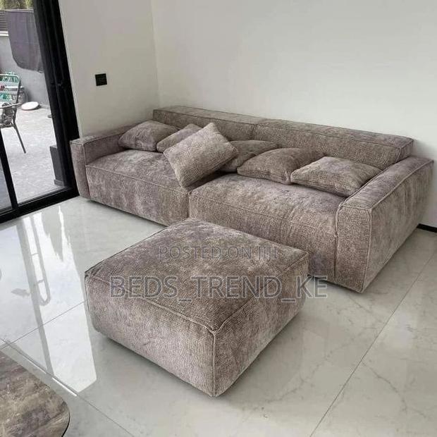 Perfected 3 Seater With a Puff