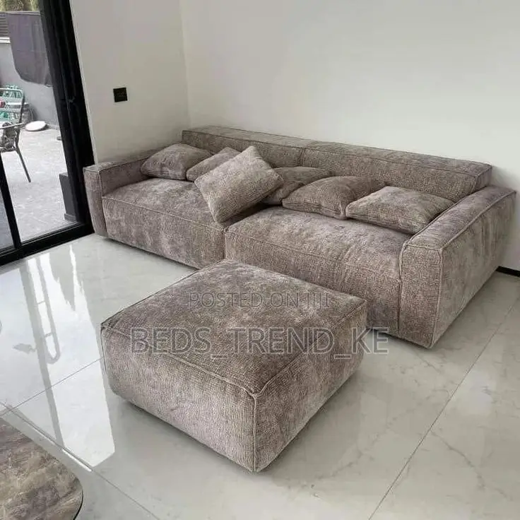 Perfected 3 Seater With a Puff