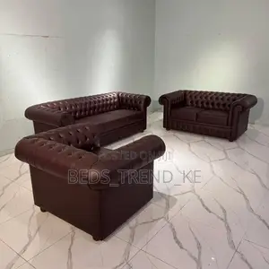 Dignified 7 Seater Chester Sofa 3,2,2